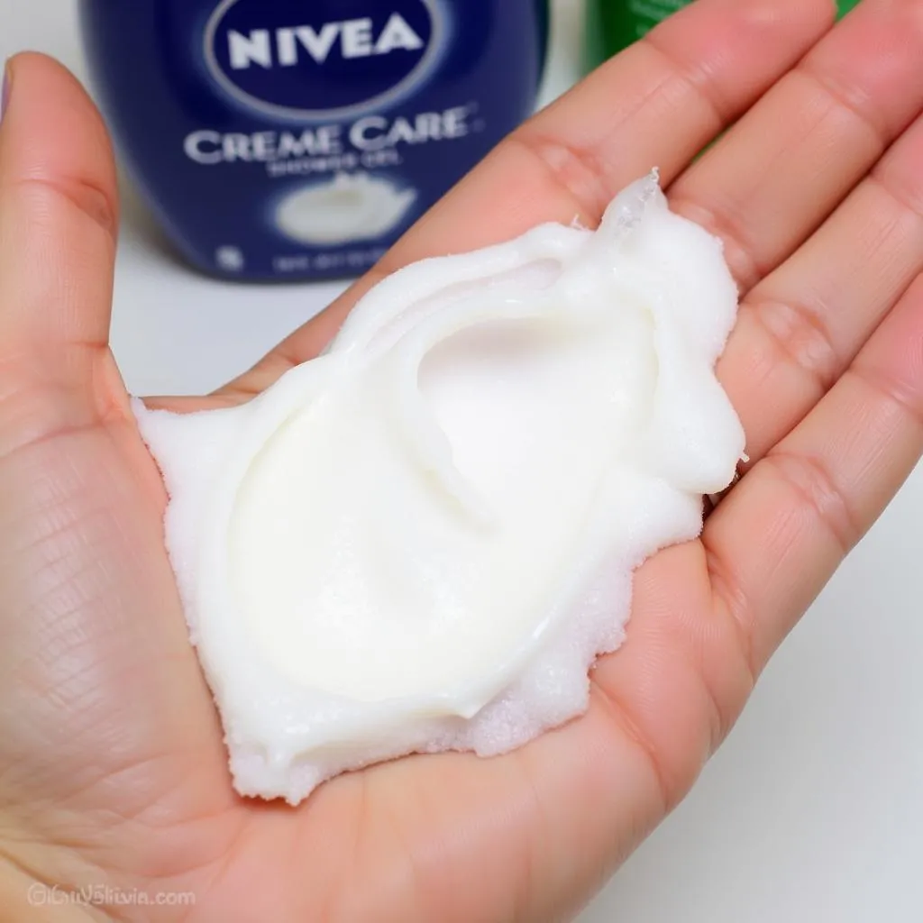 Nivea Creme Care Shower Gel Lather